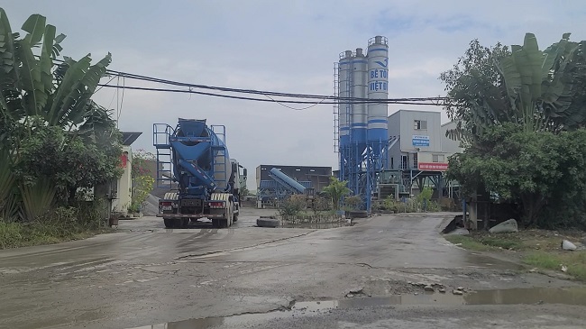 Trạm bê tông tươi của Công ty Việt Đức.