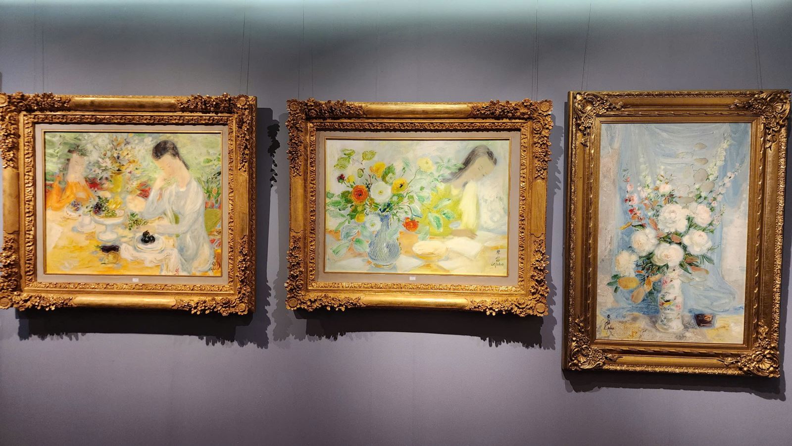 Nhiều tác phẩm đã đạt mức giá hàng trăm nghìn USD.