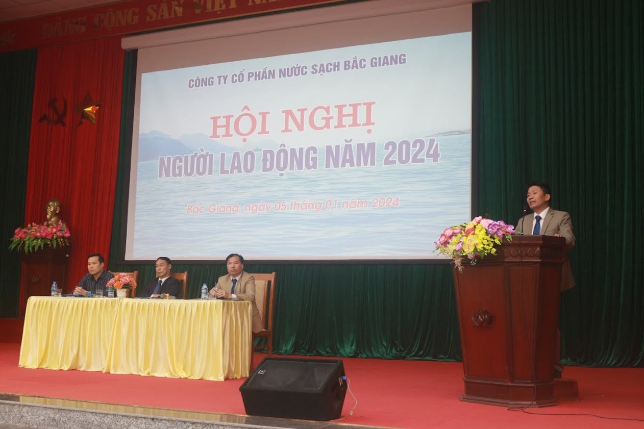 Chủ tịch HĐQT Hướng Xuân Công phát biểu chỉ đạo tại Hội Nghị người lao động 2024