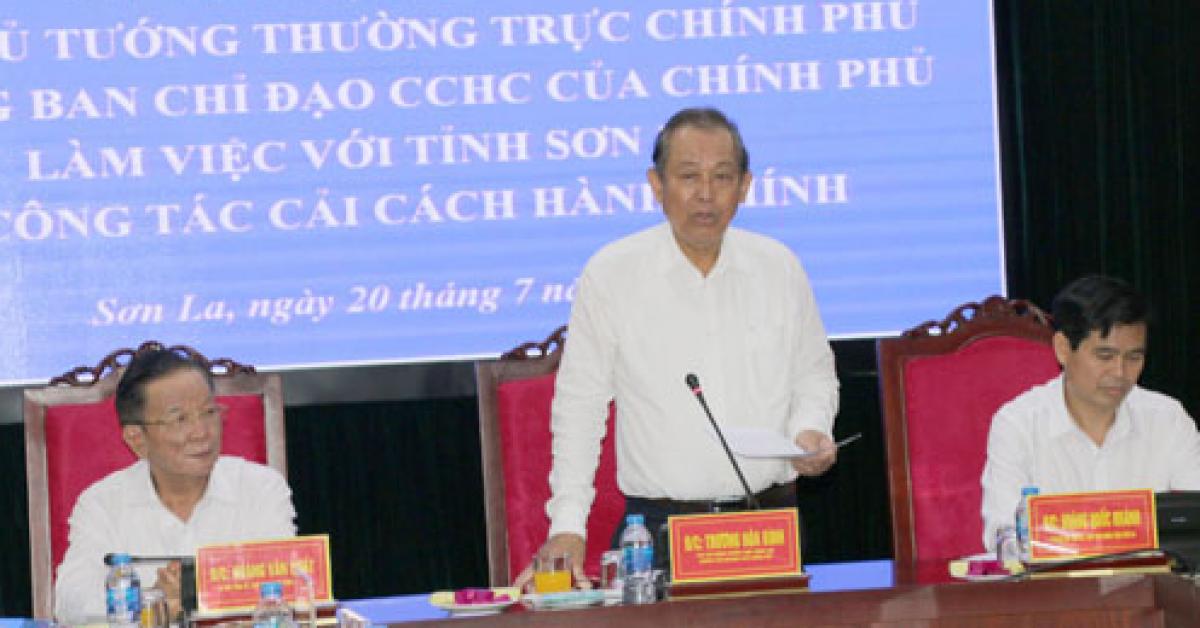 pho thu tuong truong hoa binh kiem tra cong tac cai cach hanh chinh tai son la hinh anh 4