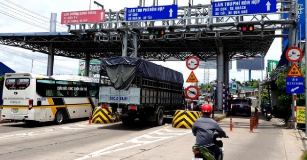 Trạm BOT chậm thu phí không dừng được Bộ GTVT “ưu ái” sang giai đoạn 2 hình ảnh 1 tram bot cham thu phi khong dung duoc bo gtvt “uu ai” sang giai doan 2 hinh anh 1