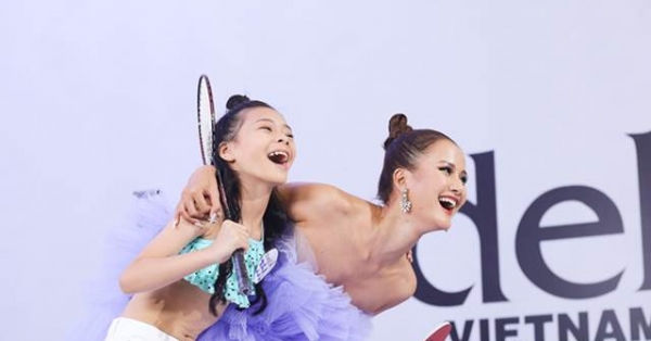 Chuyện người mẫu nhí Việt mặc đồ như người lớn: Phụ huynh, NTK nói gì? hình ảnh 2 chuyen nguoi mau nhi viet mac do nhu nguoi lon: phu huynh, ntk noi gi? hinh anh 2