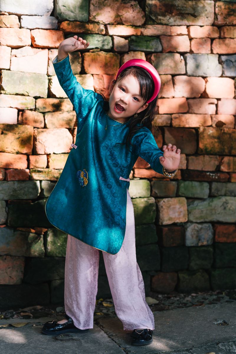 Mẫu nhí Anna Quỳnh Chi