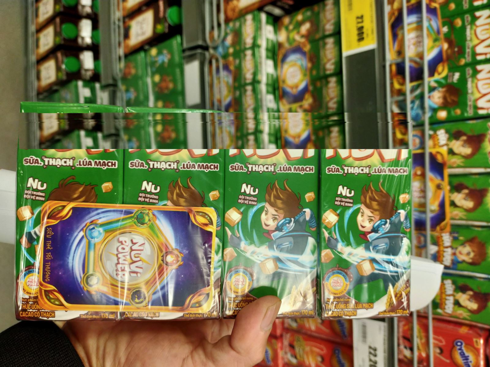 Nhiều sản phẩm gắn mác “sữa trái cây” được bán phổ biến trên thị trường