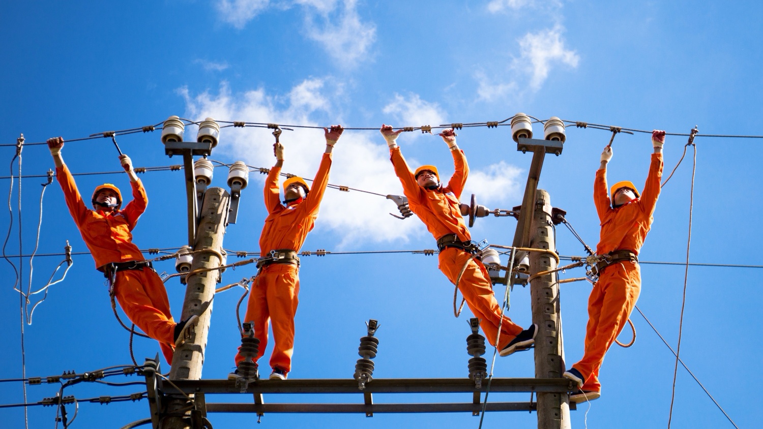 Nghị quyết 70 không chỉ trao quyền cho doanh nghiệp mà còn mở ra cơ hội tái cấu trúc toàn diện thị trường điện.