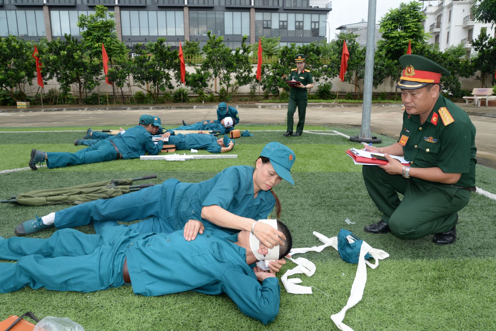  Hội thao Quốc phòng lực lượng dân quân tự vệ quận Tây Hồ.