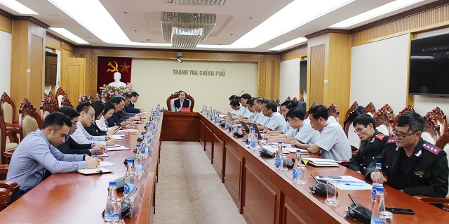 Ông Đặng Công Huẩn, Phó Tổng Thanh tra Chính phủ chủ trì buổi công bố Quyết định thanh tra