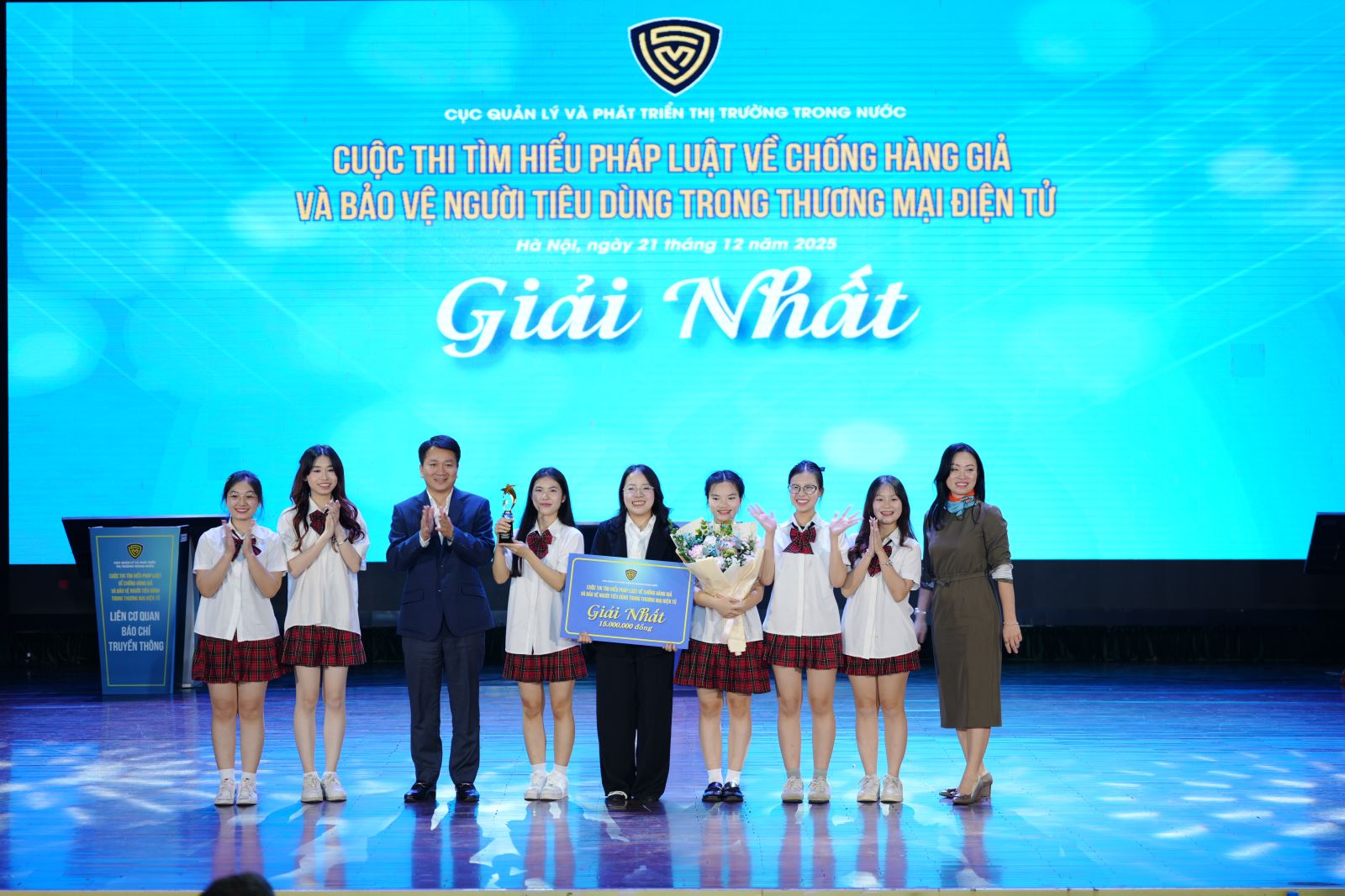 Đội giành Giải Nhất