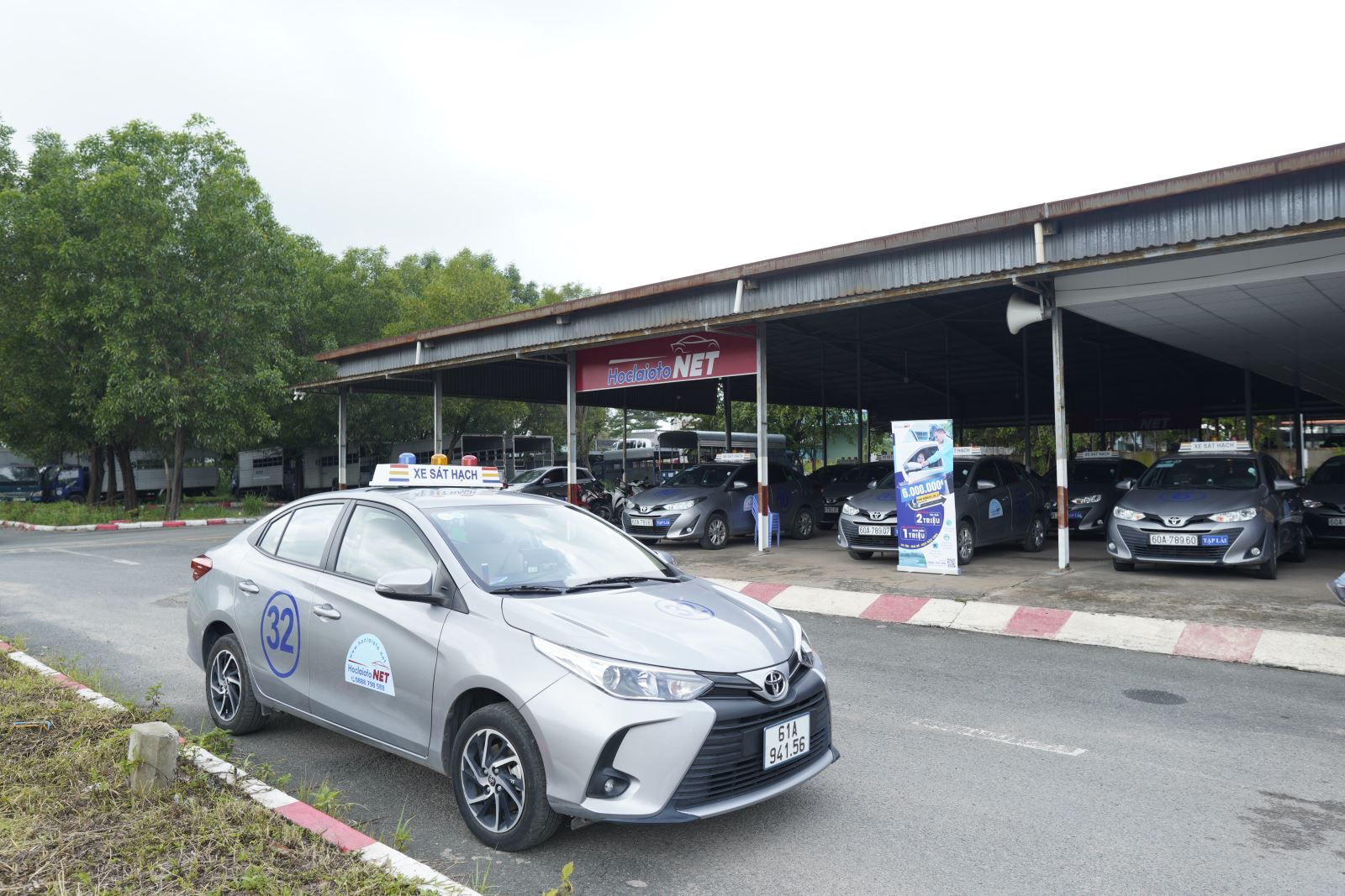 Đầu tư hàng chục tỉ đồng vào sân tập hiện đại, xe tập lái mới