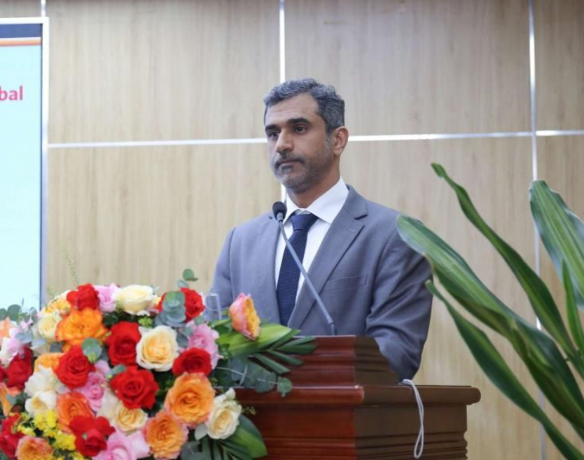 Ông Elisa Alhammadi - Phó Đại sứ UAE tại Việt Nam khẳng định: “Chúng tôi kỳ vọng sẽ chứng kiến sự hợp tác ngày càng rộng mở và gắn kết hơn nữa giữa các doanh nghiệp hai nước, đồng thời tiếp tục khẳng định cam kết mạnh mẽ trong việc thúc đẩy thương mại, đầu tư, tăng trưởng xanh, chuỗi cung ứng linh hoạt và các mục tiêu phát triển bền vững vì sự thịnh vượng lâu dài cho các thế hệ tương lai”.