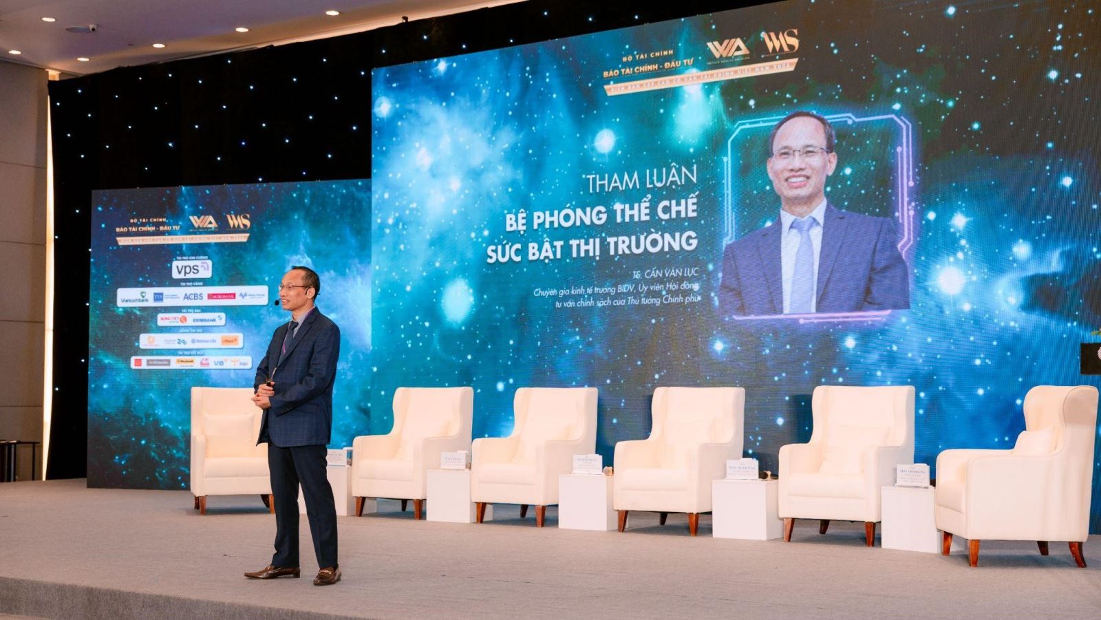 “Bất động sản Việt Nam đã có những tín hiệu hồi phục rõ nét sau giai đoạn trầm lắng”, theo TS. Cấn Văn Lực