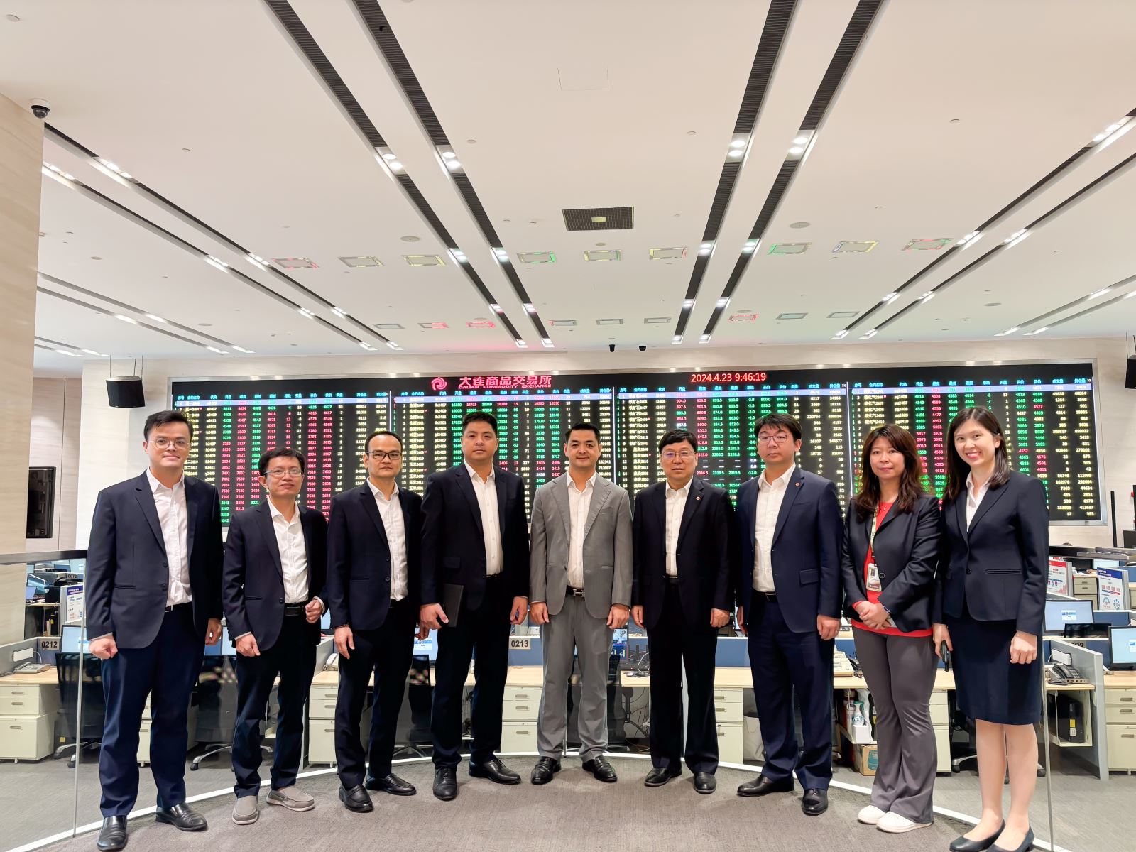 Đoàn công tác của MXV đến thăm và làm việc tại Sở Giao dịch Hàng hoá Đại Liên và các Sở Giao dịch lớn tại Trung Quốc từ ngày 23-26/4/2024