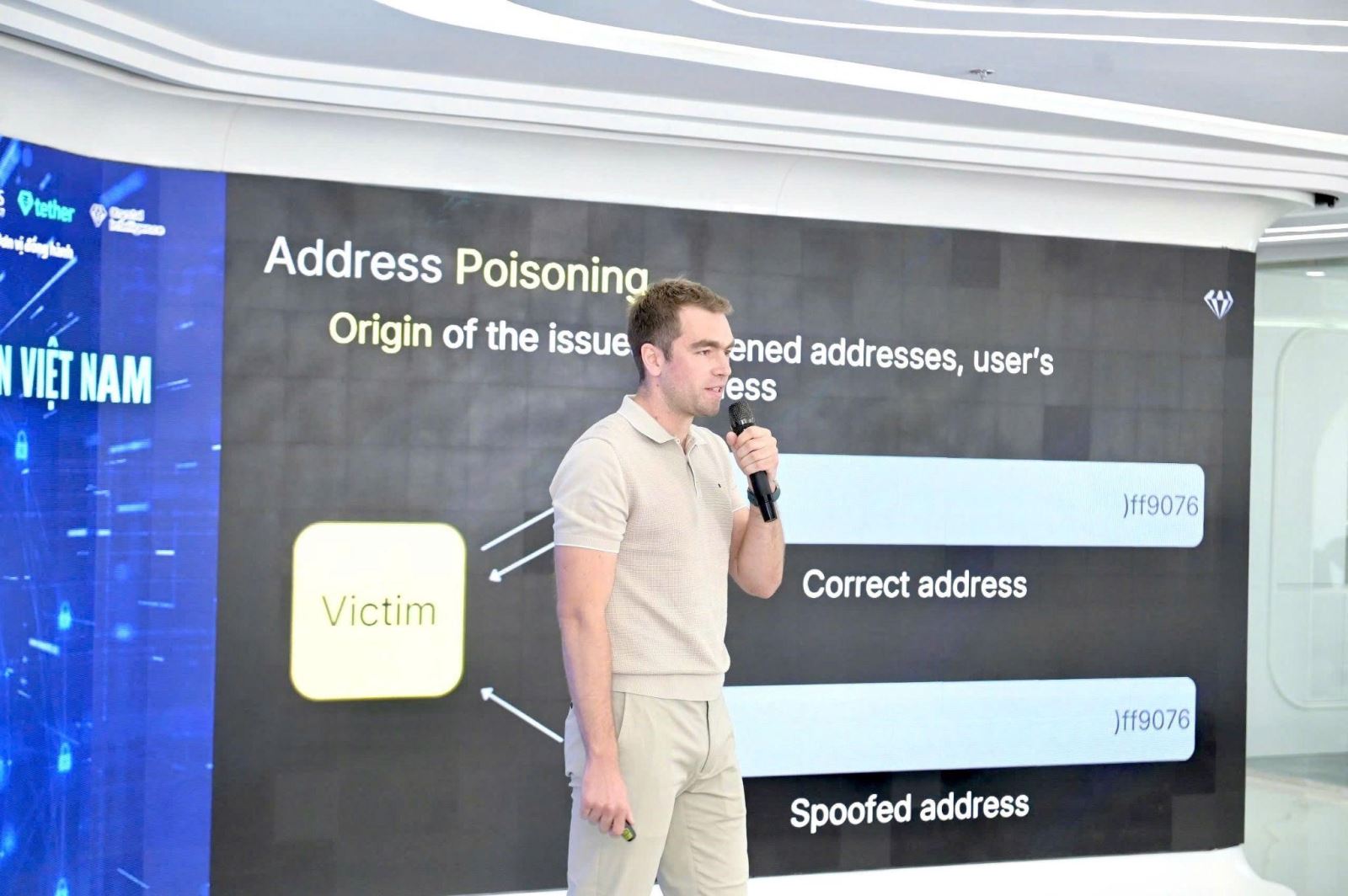 Ông Maksym Dragunov chia sẻ về sự gia tăng các thủ đoạn lừa đảo liên quan đến địa chỉ ví.