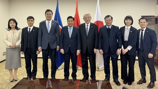 Các đại biểu tham dự buổi làm việc. Ảnh 