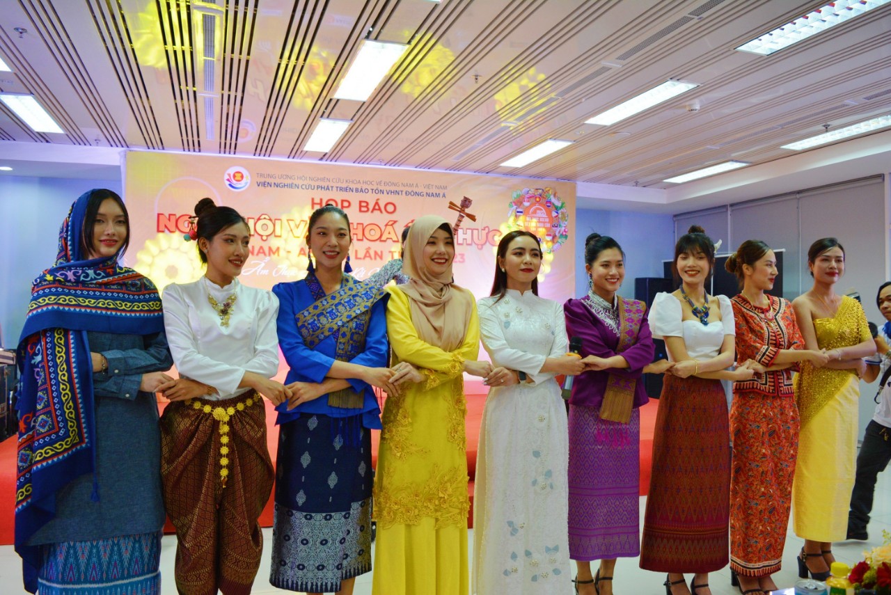   Nét văn hóa đặc trưng của các nước ASEAN thông qua trang phục truyền thống