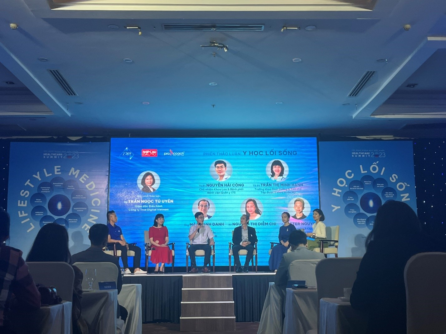 Hội nghị “Healthcare Summit (Hội nghị Sức khỏe): “Năng lượng mới - Cuộc sống mới”