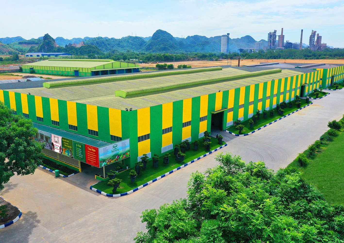 Toàn cảnh Nhà máy phân bón Tiến Nông tại Thanh Hoá.