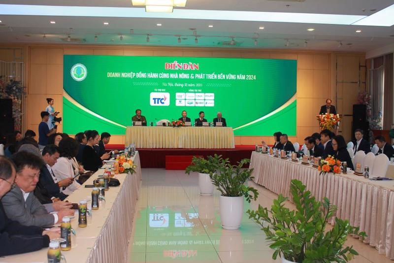 Diễn đàn "Doanh nghiệp đồng hành cùng nhà nông và phát triển bền vững 2024"