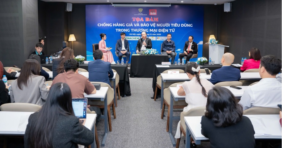 Quang cảnh sự kiện