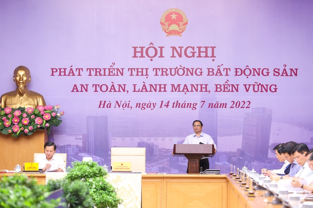 Thủ tướng Phạm Minh Chính chủ trì Hội Nghị phát triển thị trường bất động sản an toàn, lành mạnh, bền vững. Ảnh VGP