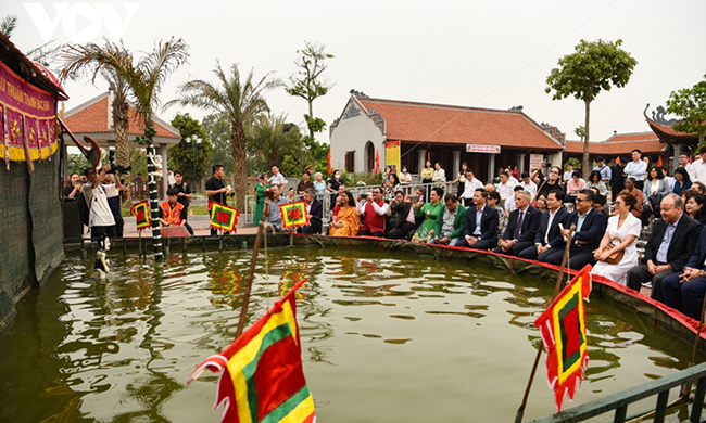 Bắc Ninh là một thành phố mang nhiều màu sắc di sản văn hóa và cách mạng. Ảnh Văn Giang