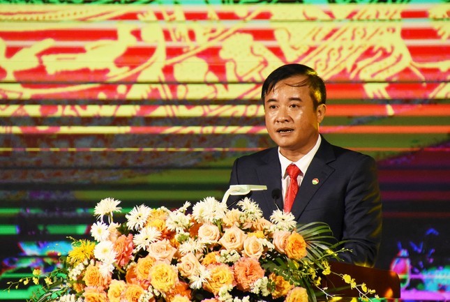 Chủ tịch UBND huyện Ba Vì Đỗ Mạnh Hưng phát biểu tại buổi lễ