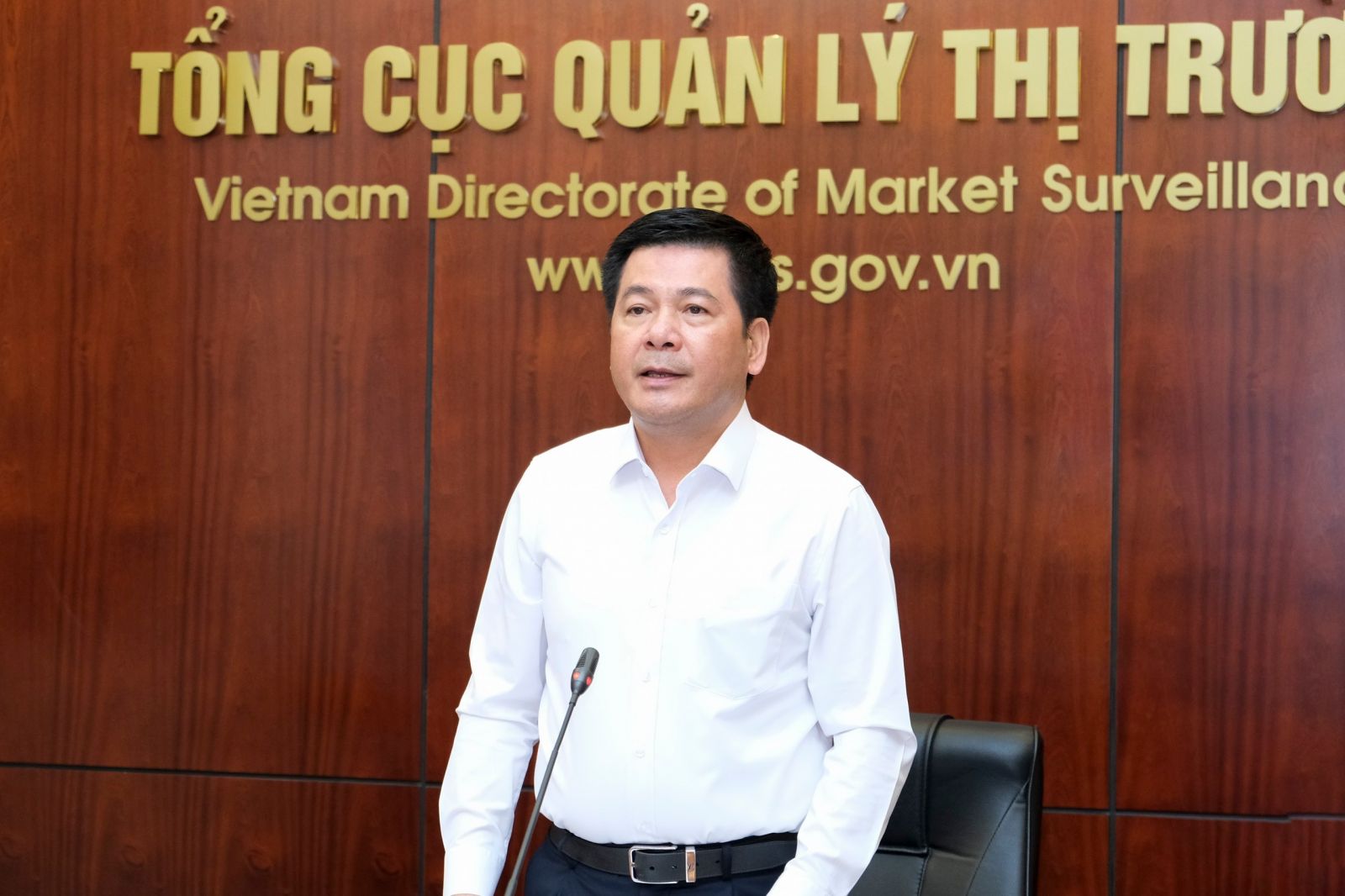 Bộ trưởng Bộ Công Thương Nguyễn Hồng Diên đề ra 6 nhiệm vụ cho Tổng Cục Quản lý thị trường. Ảnh: BCT