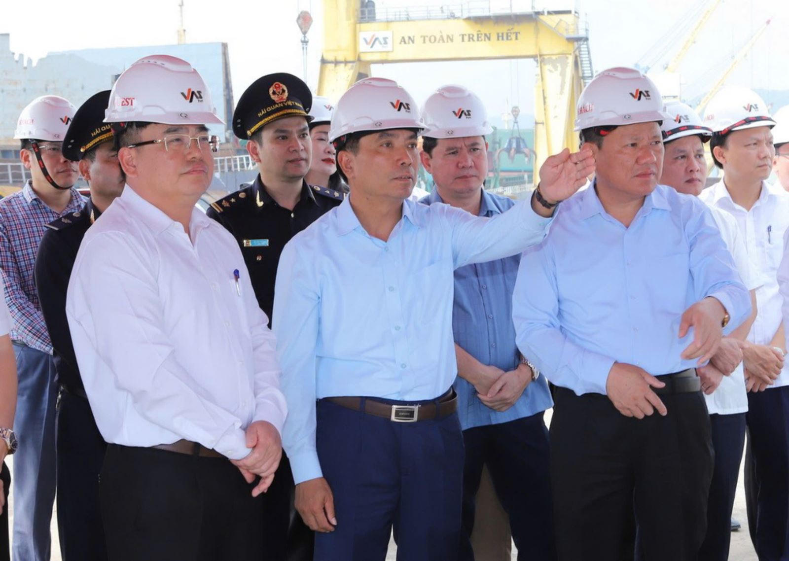 Bí thư Tỉnh ủy Thanh Hoá Nguyễn Doãn Anh và đoàn công tác đã đến thăm và kiểm tra tình hình hoạt động sản xuất 