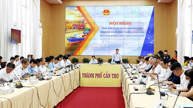 Hội nghị thúc đẩy phát triển vận tải thủy phục vụ xuất nhập khẩu hàng hóa khu vực Đồng bằng sông Cửu Long