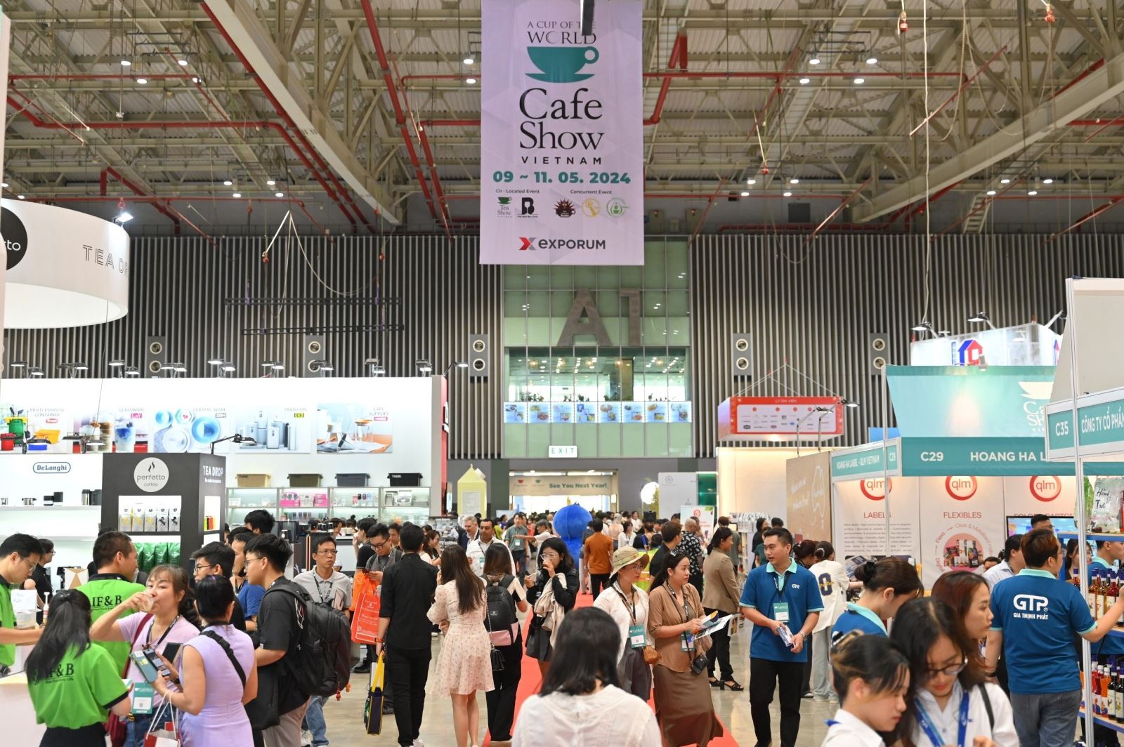 Rất đông khách thăm quan tìm đến triển lãm Café Show 2024