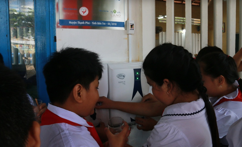 Các hoạt động xã hội như từ thiện, ủng hộ máy lọc nước, xây cầu… là một trong những hoạt động được nhiều doanh nghiệp hướng đến 