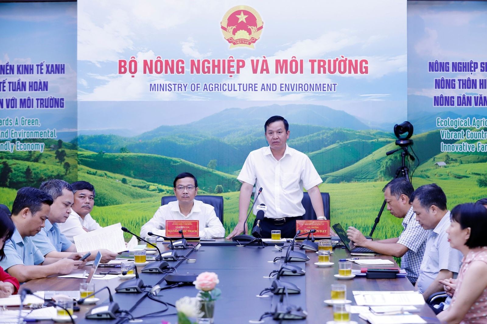 Cục trưởng Cục Trồng trọt và Bảo vệ thực vật Huỳnh Tấn Đạt chia sẻ tại Hội nghị