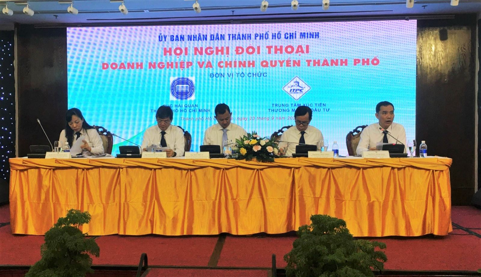 Hội nghị Đối thoại giữa Doanh nghiệp và Chính quyền TP. HCM