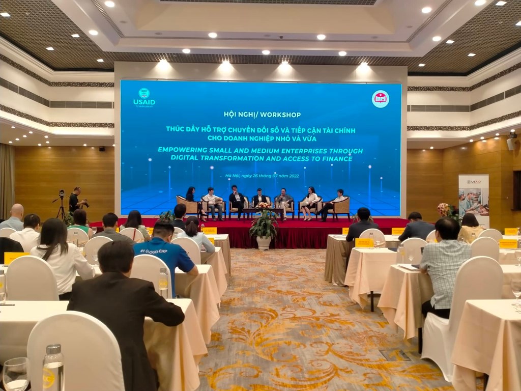 Hội thảo “Thúc đẩy hỗ trợ chuyển đổi số và tiếp cận tài chính cho doanh nghiệp nhỏ và vừa”. Ảnh: MPI