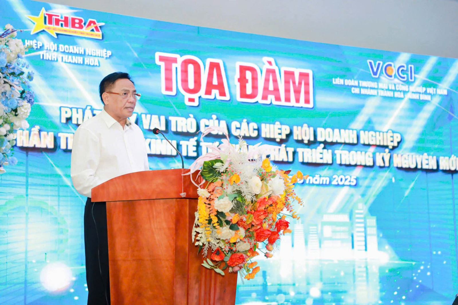 Ông Cao Tiến Đoan – Chủ tịch Hiệp hội Doanh nghiệp tỉnh Thanh Hóa phát biểu khai mạc.
