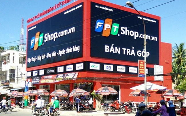 FPT Retail là đại gia trong ngành bán lẻ máy tính và điện thoại. Ảnh: FPT retail