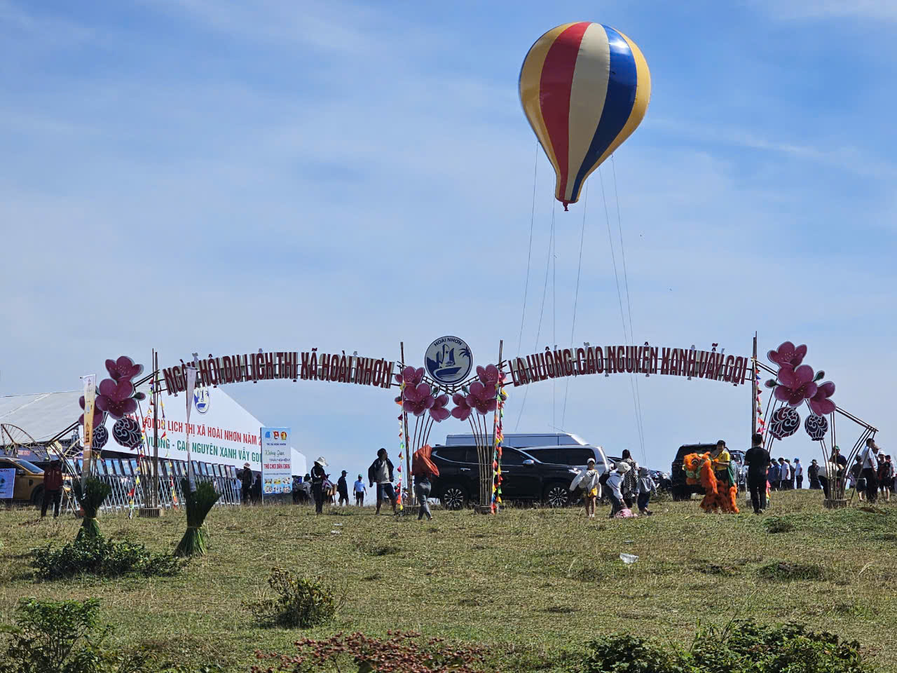 Lễ hội Du lịch Hoài Nhơn “La Vuông - Cao nguyên xanh vẫy gọi”