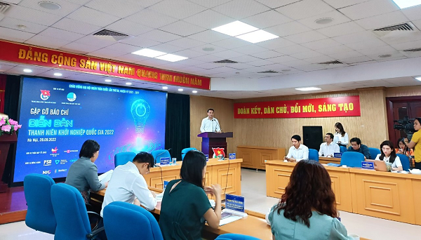 Toàn cảnh sự kiện.