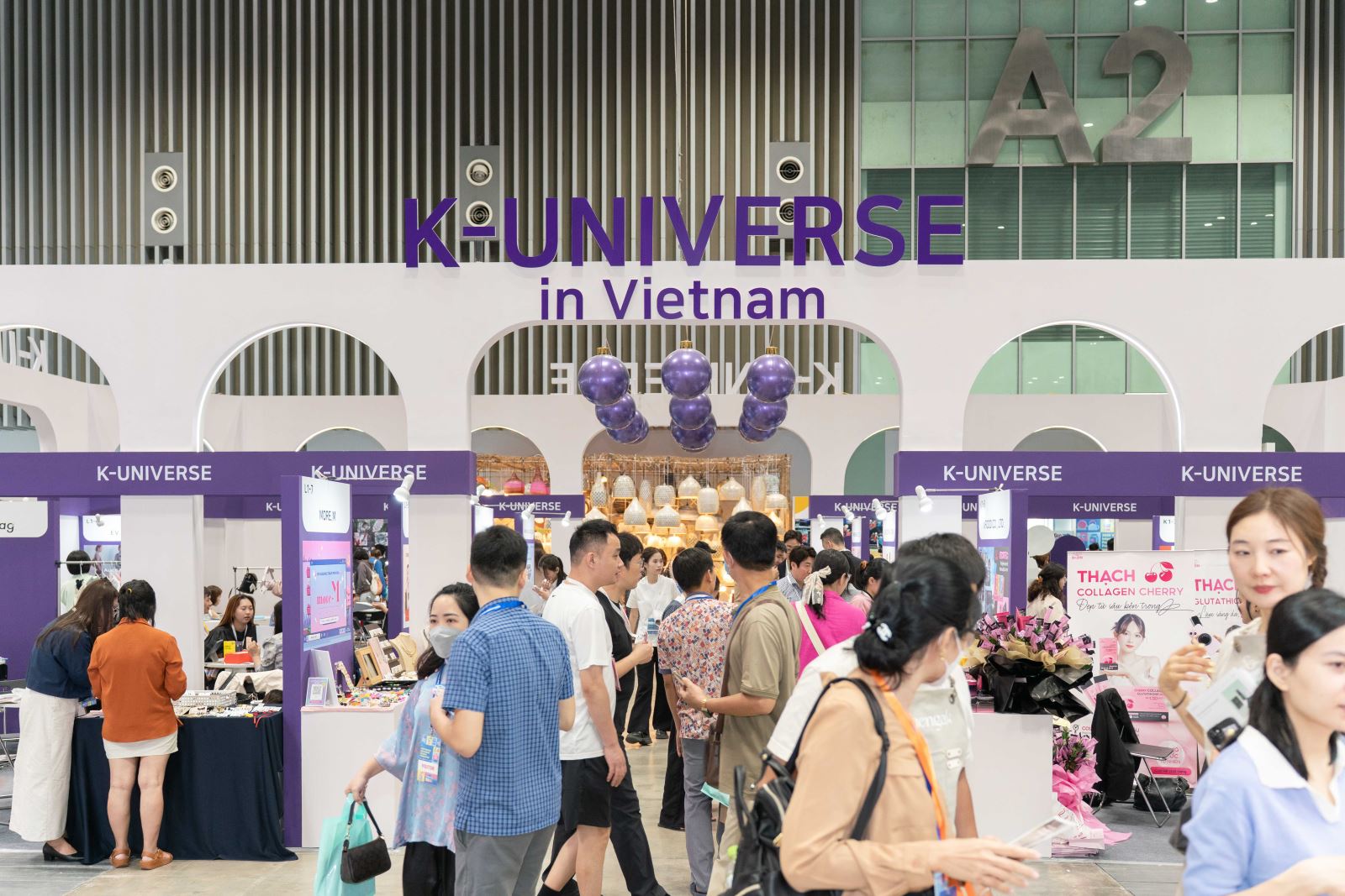 K-Universe in Vietnam” – không gian lấy cảm hứng từ nội dung Hallyu, kết hợp giữa trưng bày sản phẩm và trải nghiệm văn hóa Hàn Quốc.