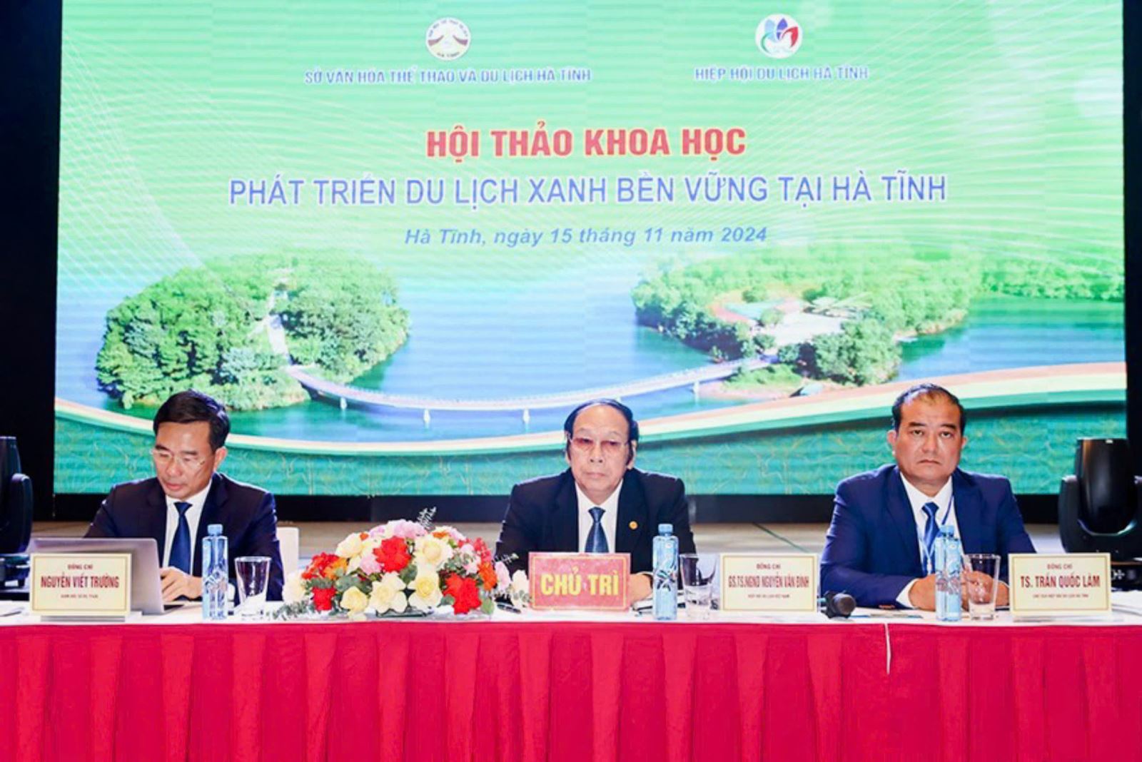 hội thảo khoa học “Phát triển du lịch xanh bền vững tại Hà Tĩnh”