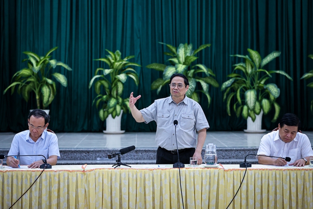 Thủ tướng tin tưởng, chúng ta sẽ biến Cần Giờ giàu tiềm năng thành một đô thị vệ tinh hiện đại, văn minh, thông minh, sinh thái của TPHCM và cả vùng Đông Nam Bộ - Ảnh: VGP/Nhật Bắc