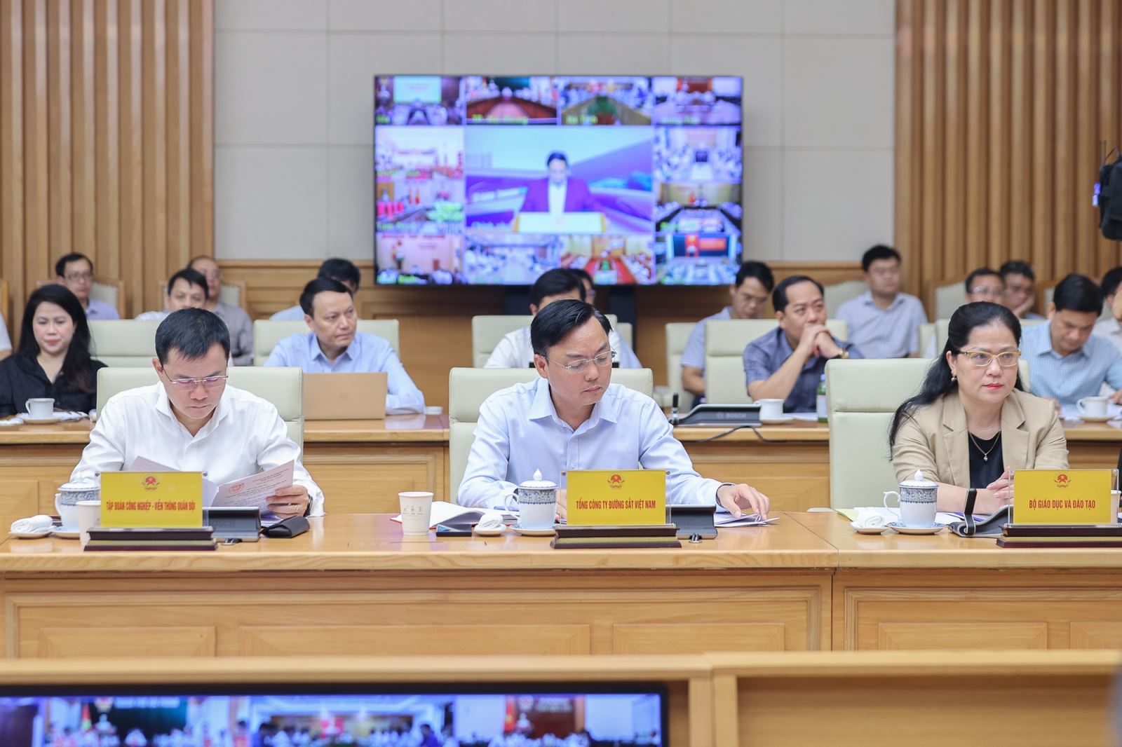 Hà Nội và TP.HCM được yêu cầu triển khai các dự án đường sắt theo cơ chế đặc thù 