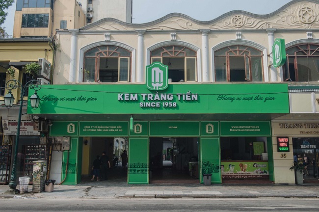 Hãng kem Tràng Tiền nổi tiếng nằm trên Phố Tràng Tiền
