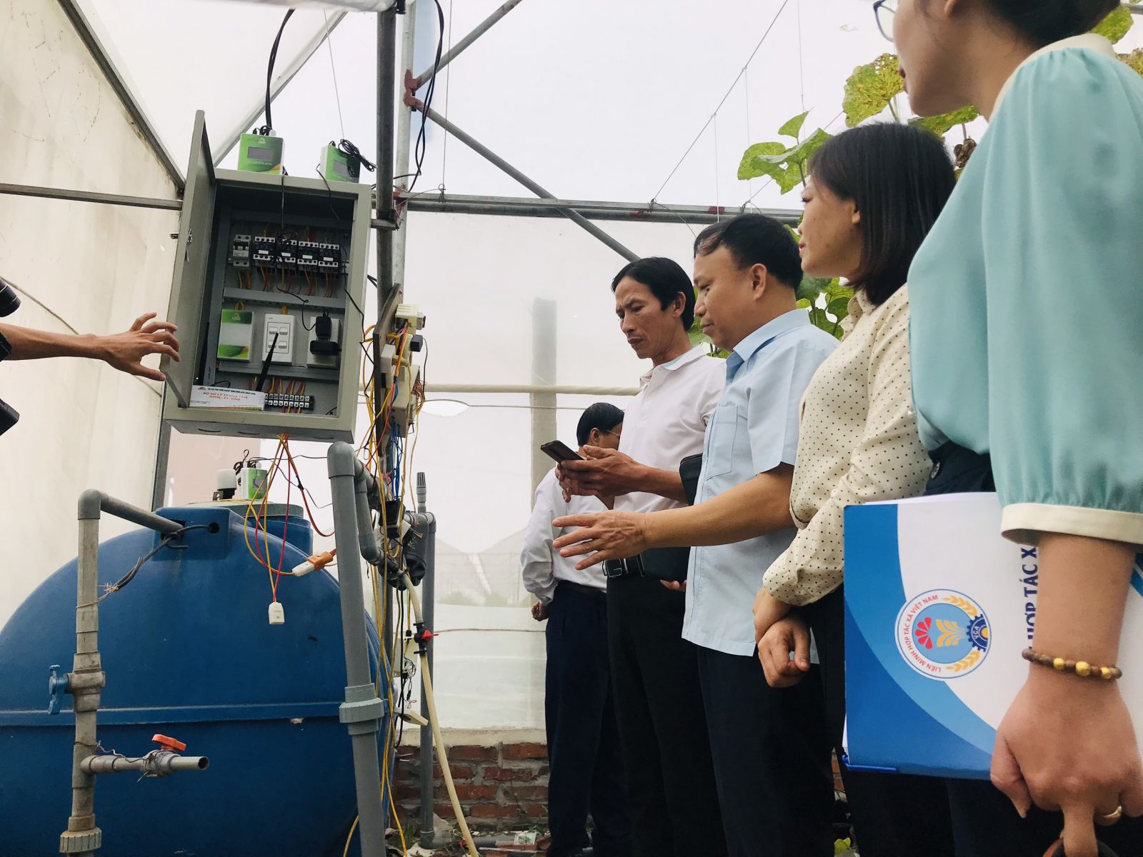 Nghiệm thu mô hình chuyển đổi số tại HTX nông sản an toàn Văn Quyên ( Yên Phong, Yên Mô, Ninh Bình)