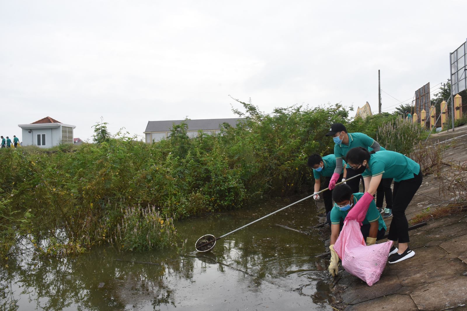 Chung tay bảo vệ nguồn nước 