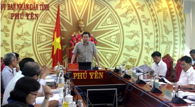 Ông Trần Hữu Thế - Chủ tịch UBND tỉnh Phú Yên phát biểu tại cuộc họp