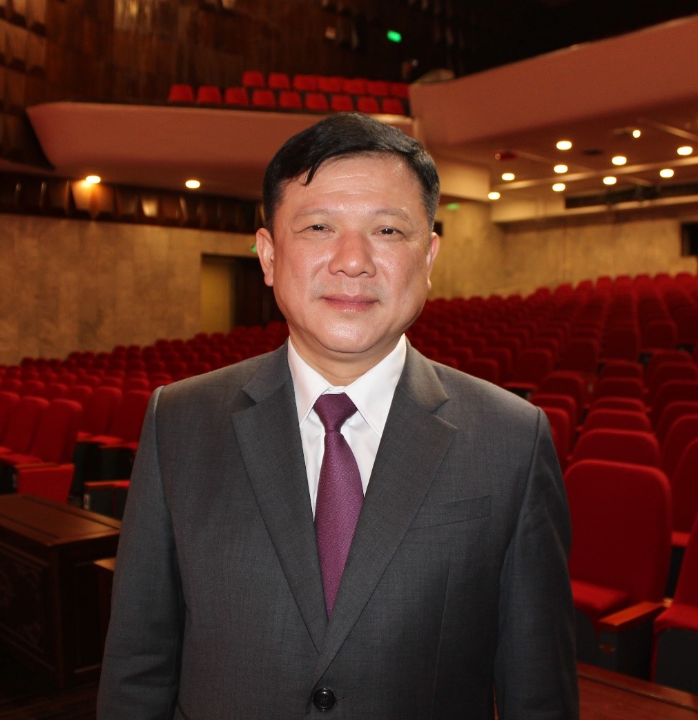 PGS.TS Hoàng Văn Hùng, Giám đốc Đại học Thái Nguyên chia sẻ bên lề chương trình