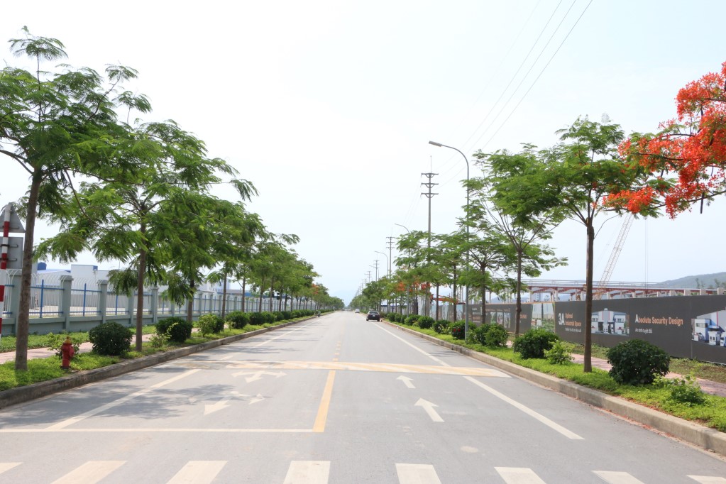 KCN Đông Mai (TX Quảng Yên) hiện được tỉnh đánh giá là một trong những KCN phát triển theo mô hình KCN sạch, công nghệ cao. (Ảnh: Báo điện tử Quảng Ninh).