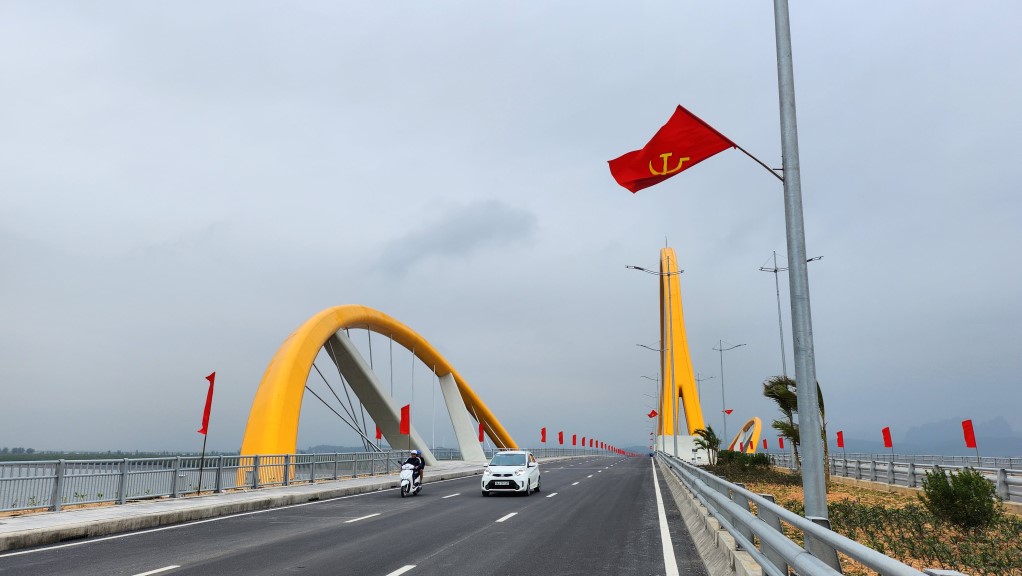 Cầu Bình Minh đầu tư bằng nguồn vốn đầu tư công trung hạn 2021-2025. (Nguồn ảnh: Báo Quảng Ninh).