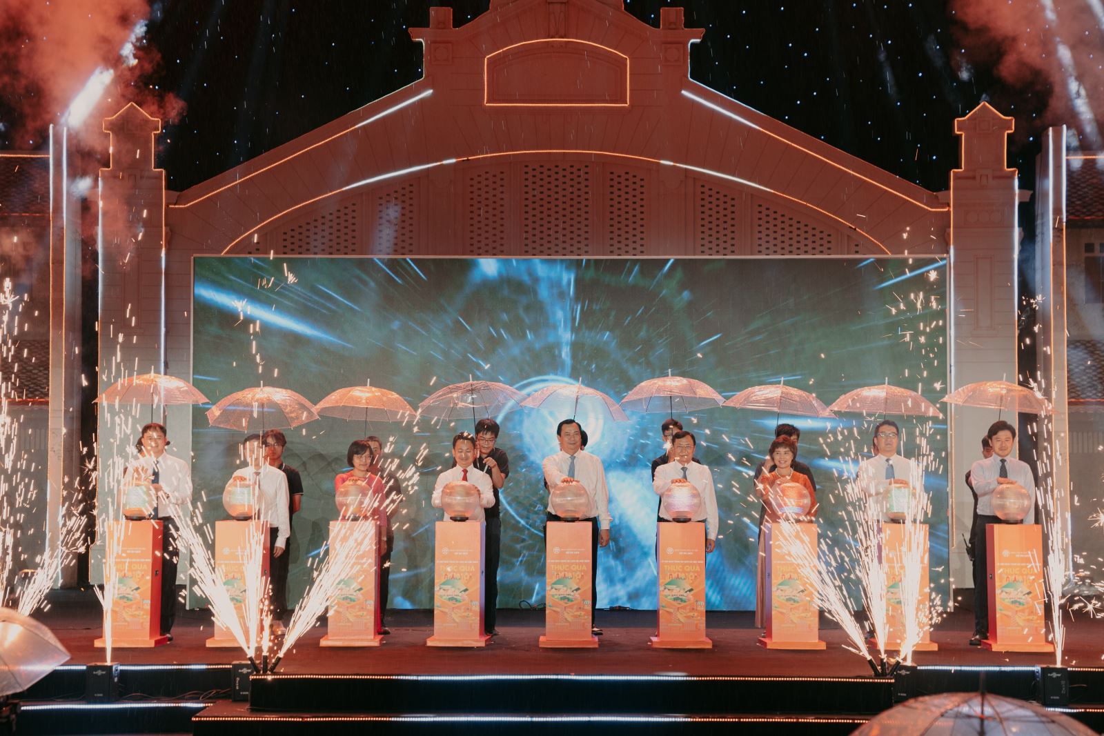 Nghi thức khai mạc lễ hội quà tặng Hà Nội 2024